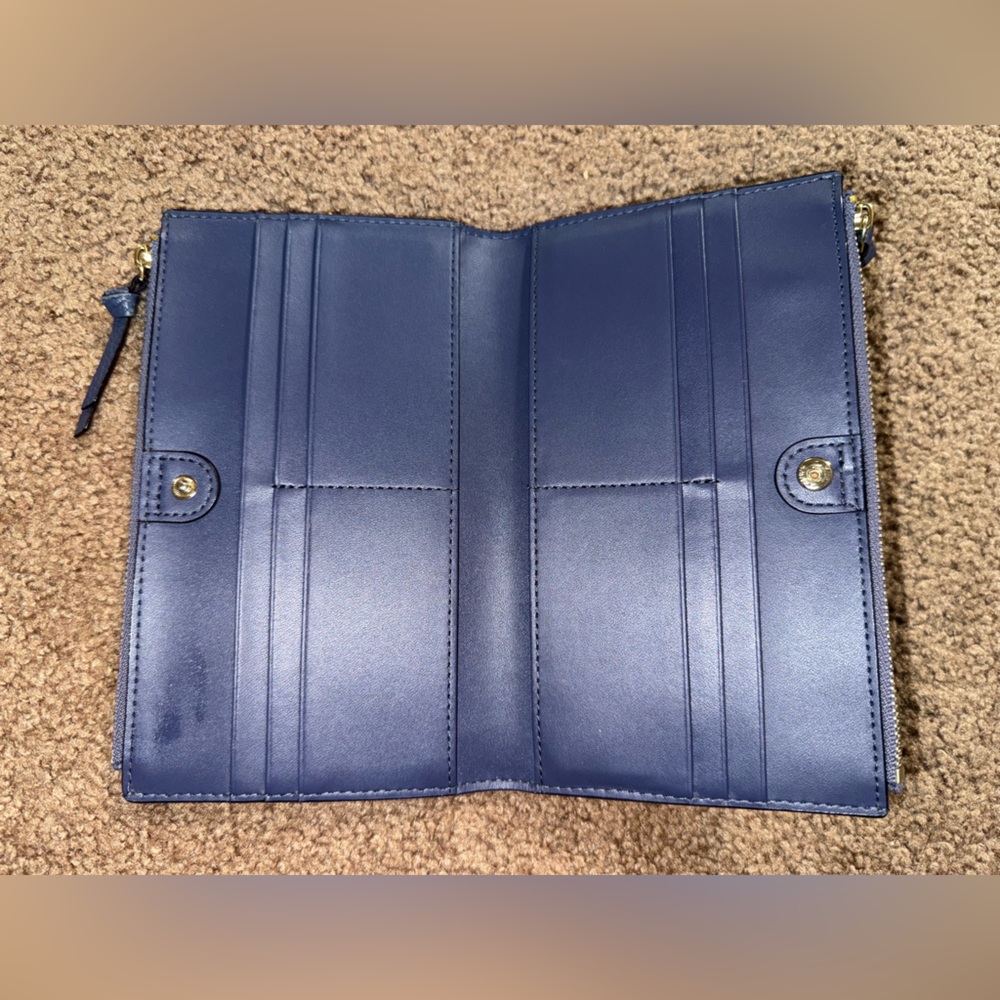 Kate Spade - Picture 2 of 3